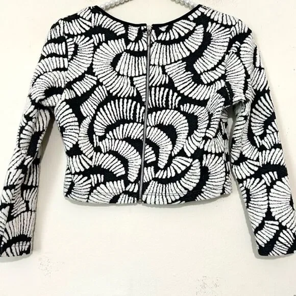 Hunter Bell Kramer Black & White Long Sleeve Cropped Top & Circle Skirt Set SZ S